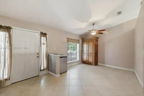 403 SW 28th Place Cape Coral FL 33991