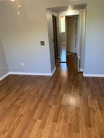 600 N Crestwood Court N Royal Palm Beach FL 33411