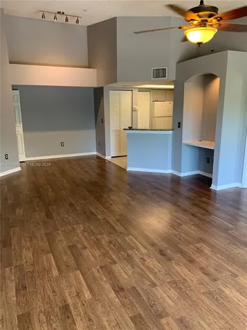 600 N Crestwood Court N Royal Palm Beach FL 33411