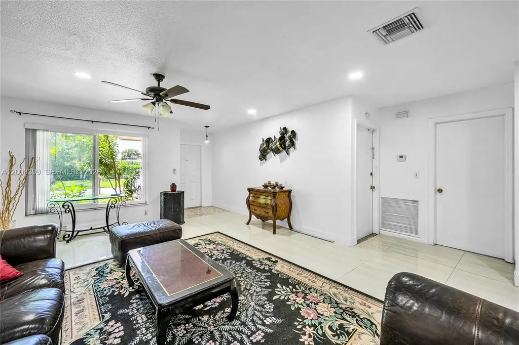 8135 NW 39th Street Coral Springs FL 33065