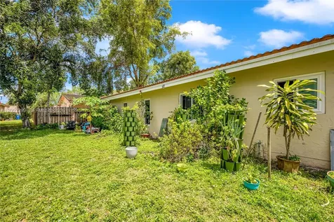 8135 NW 39th Street Coral Springs FL 33065