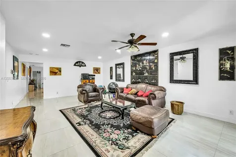 8135 NW 39th Street Coral Springs FL 33065