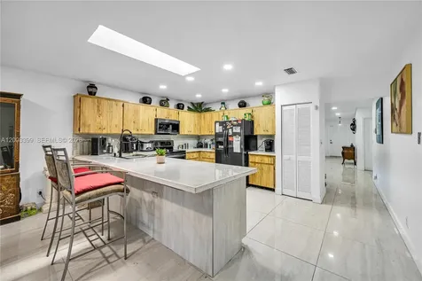 8135 NW 39th Street Coral Springs FL 33065