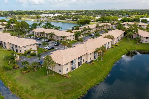 5560 Lakeside Drive Margate FL 33063