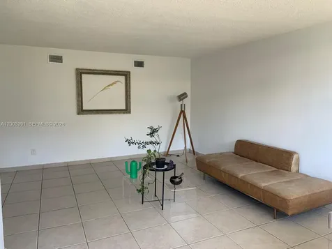 360 Meridian Avenue Miami Beach FL 33139