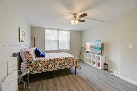 2999 NW 48th Avenue Lauderdale Lakes FL 33313