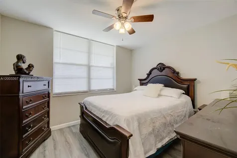 2999 NW 48th Avenue Lauderdale Lakes FL 33313