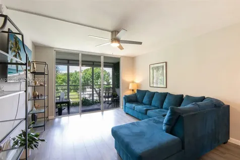 2999 NW 48th Avenue Lauderdale Lakes FL 33313