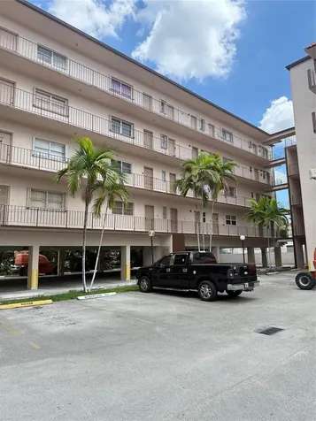 1950 W 54th Street Hialeah FL 33012