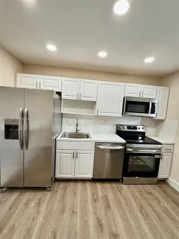 1950 W 54th Street Hialeah FL 33012