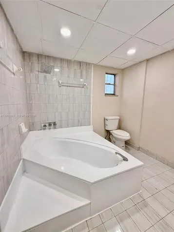 1950 W 54th Street Hialeah FL 33012