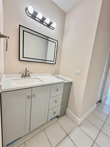 1950 W 54th Street Hialeah FL 33012