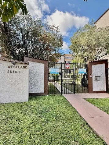 1950 W 54th Street Hialeah FL 33012