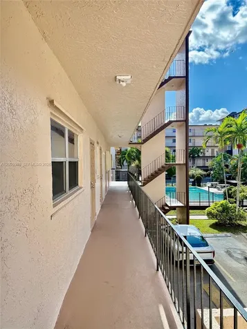 1950 W 54th Street Hialeah FL 33012