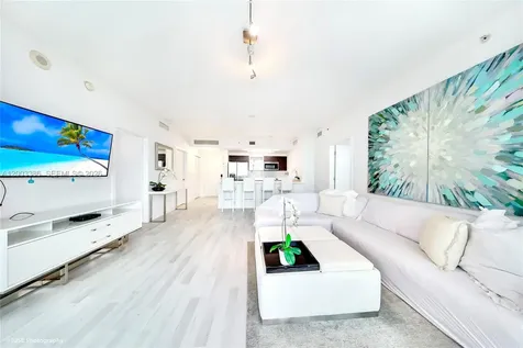 90 SW 3rd Street Miami FL 33130