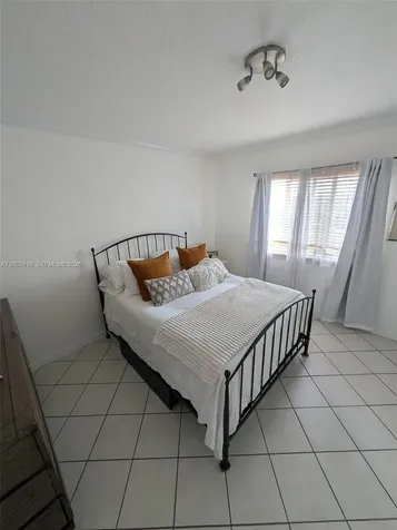 3500 Coral Way Miami FL 33145