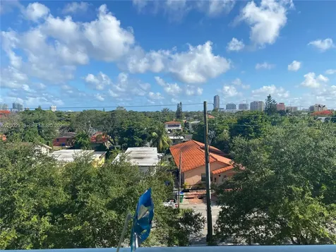 3500 Coral Way Miami FL 33145