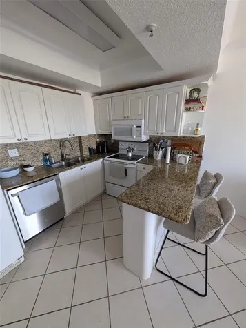 3500 Coral Way Miami FL 33145