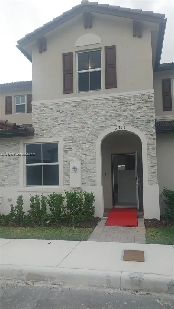 2353 NW 122nd Terrace Miami FL 33167