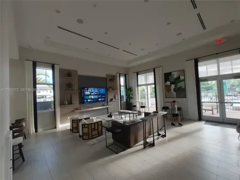 2353 NW 122nd Terrace Miami FL 33167