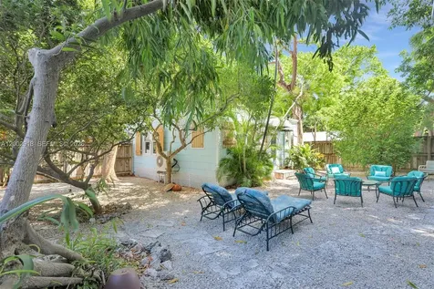 140 Tavern Drive Tavernier FL 33070
