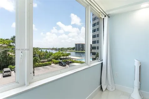 3912 S Ocean Boulevard Highland Beach FL 33487