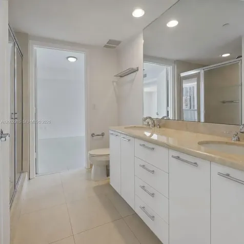 50 Biscayne Boulevard Miami FL 33132