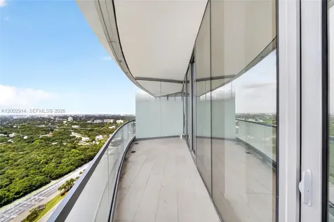 175 SE 25 Road Miami FL 33129