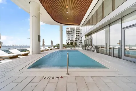 175 SE 25 Road Miami FL 33129