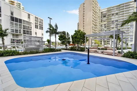 175 SE 25 Road Miami FL 33129