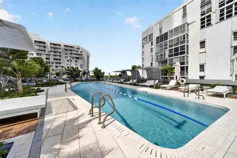 175 SE 25 Road Miami FL 33129