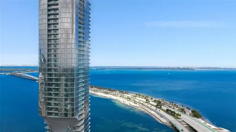 175 SE 25 Road Miami FL 33129