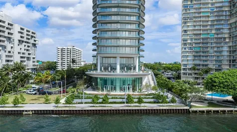 175 SE 25 Road Miami FL 33129