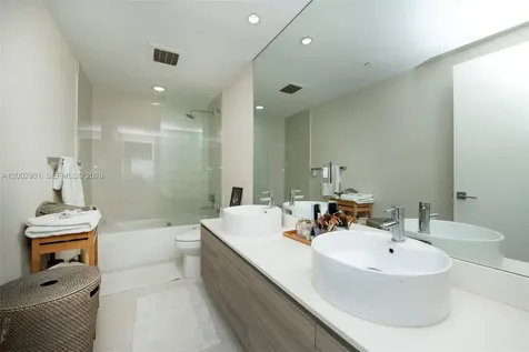 121 NE 34th Street Miami FL 33137