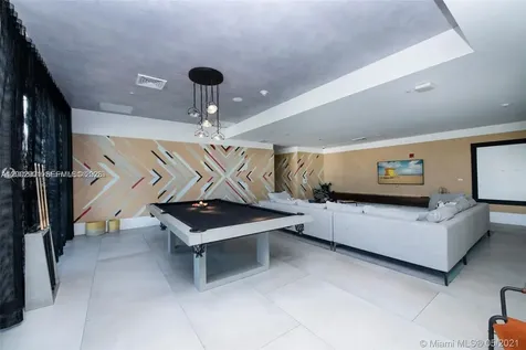 121 NE 34th Street Miami FL 33137