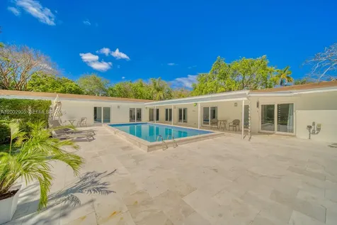 13700 SW 74th Court Palmetto Bay FL 33158