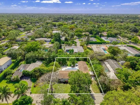 13700 SW 74th Court Palmetto Bay FL 33158