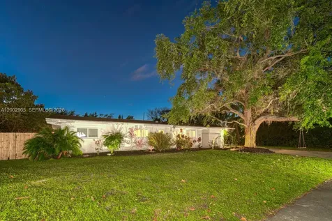 13700 SW 74th Court Palmetto Bay FL 33158
