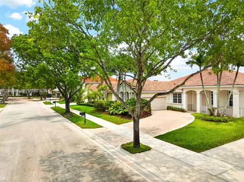 3928 Heron Ridge Lane Weston FL 33331