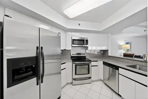 6767 Collins Avenue Miami Beach FL 33141