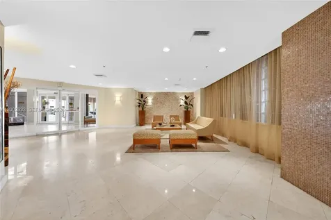6767 Collins Avenue Miami Beach FL 33141