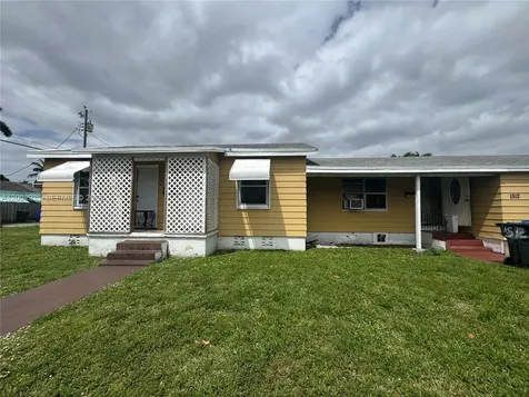 1512 N 23rd Avenue Hollywood FL 33020