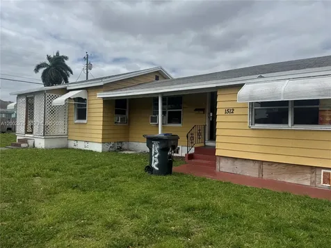1512 N 23rd Avenue Hollywood FL 33020