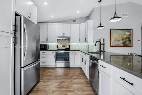 13721 Oak Ridge Drive Davie FL 33325