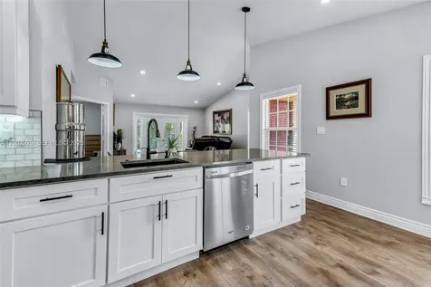 13721 Oak Ridge Drive Davie FL 33325