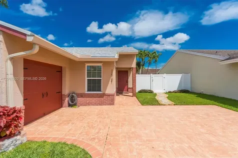 13721 Oak Ridge Drive Davie FL 33325