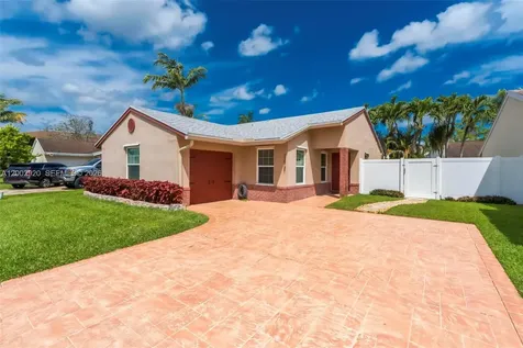 13721 Oak Ridge Drive Davie FL 33325