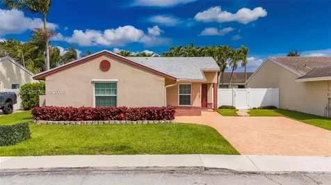 13721 Oak Ridge Drive Davie FL 33325