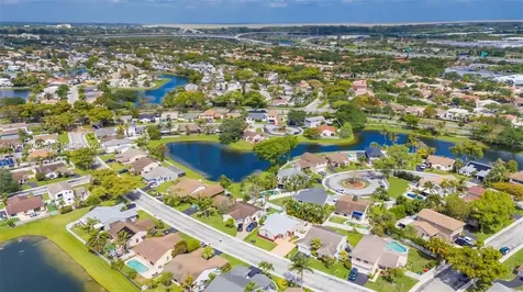 13721 Oak Ridge Drive Davie FL 33325