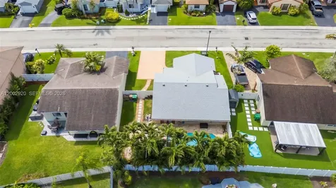 13721 Oak Ridge Drive Davie FL 33325
